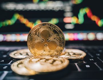 در ارز دیجیتال سرمایه گذاری کنیم یا بورس؟